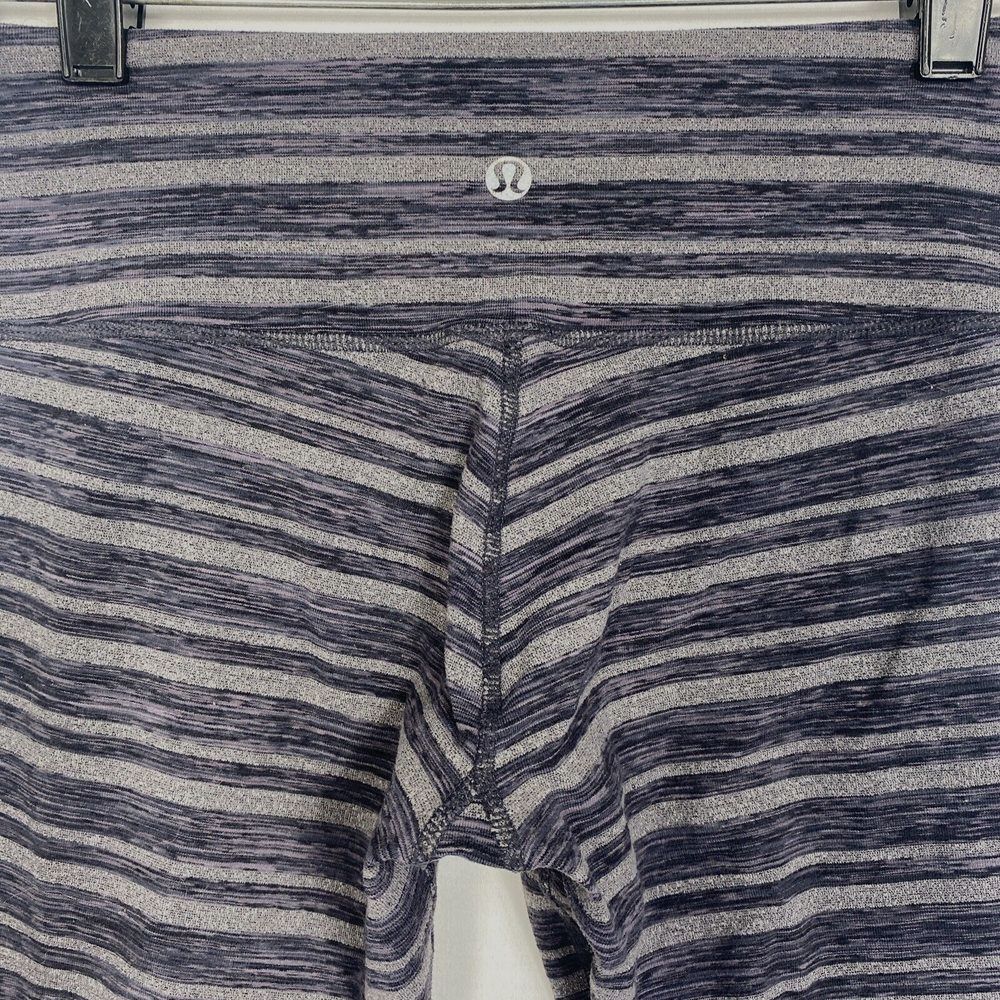 Lululemon Womens Size 4 Wunder Under Crop High Rise Gray Stripe Leggings
